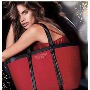 Victoria’s Secret red holiday tote